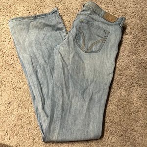Hollister low rise cali flare jeans size 9L